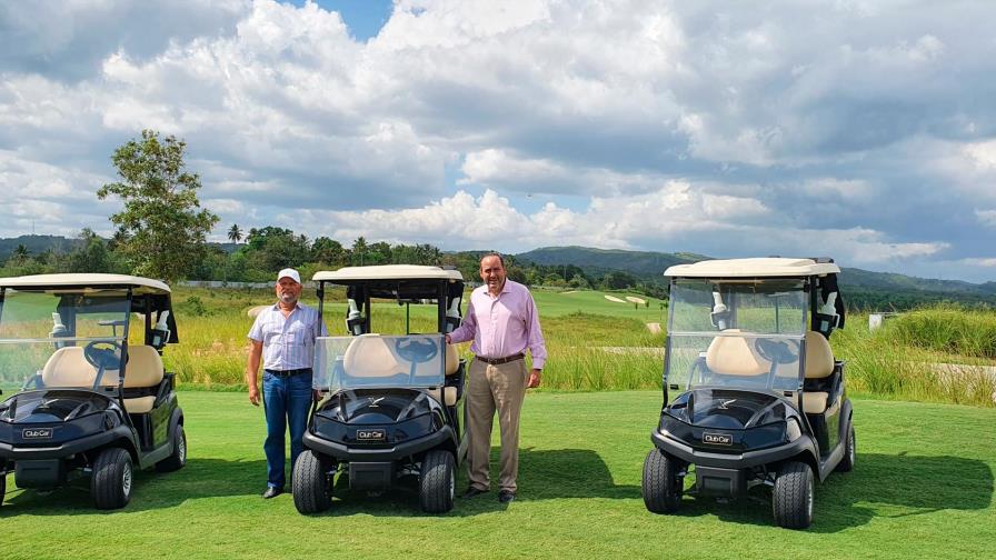 Caribbean Turf presenta nueva flotilla de Carros de Golf Tempo Lithium 2021