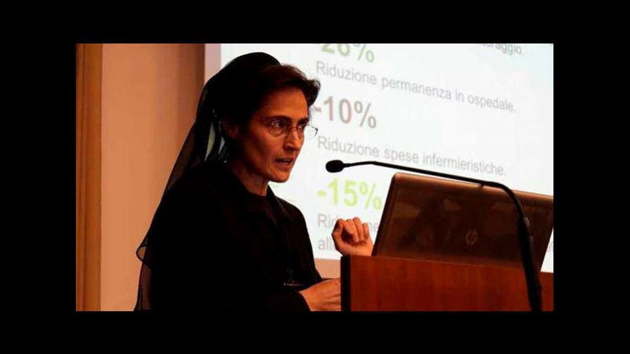 El papa nombra por primera vez a una mujer “número dos” del Vaticano