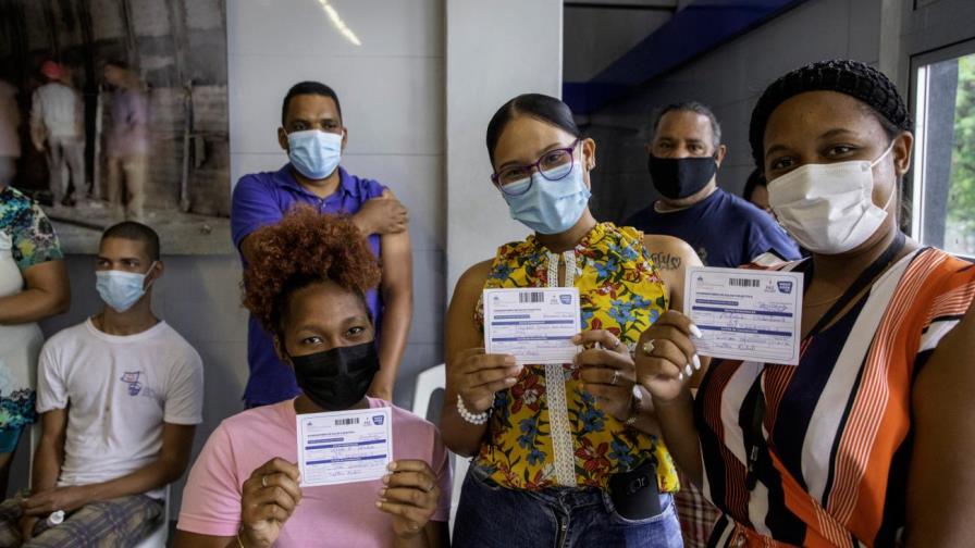 RD alcanza el 70% de vacunados con la primera dosis contra el coronavirus RD alcanza el 70% de vacunados con la primera dosis contra el coronavirus