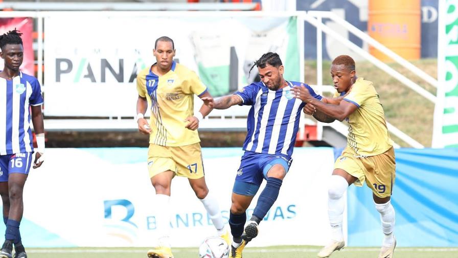 O&M gana y se afianza en la segunda posición del fútbol dominicano O&M gana y se afianza en la segunda posición del fútbol dominicano