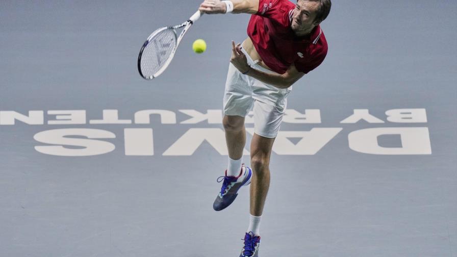 Medvedev deposita a Rusia en semis de la Copa Davis Medvedev deposita a Rusia en semis de la Copa Davis