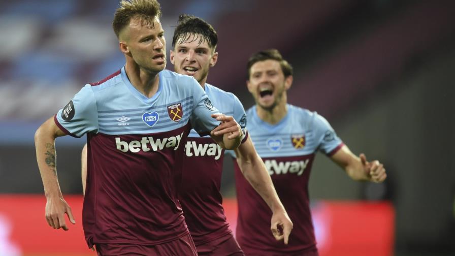 West Ham sorprende a Chelsea y aspira a la permanencia
