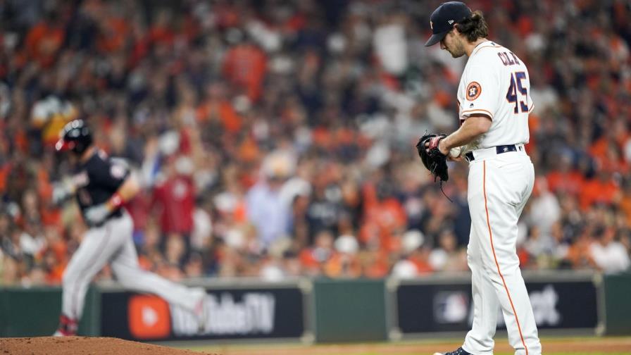 Cole pierde invicto en el peor momento, la Serie Mundial