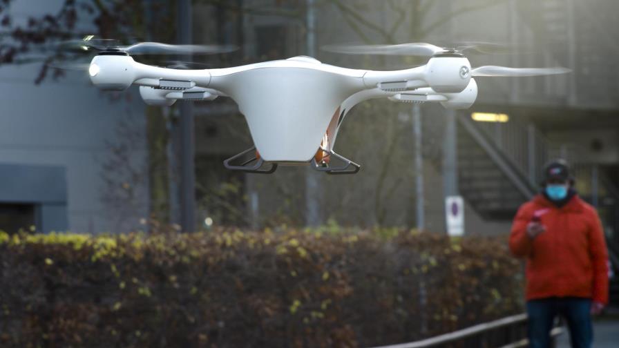 Alemania ensaya enviar vacunas por drones