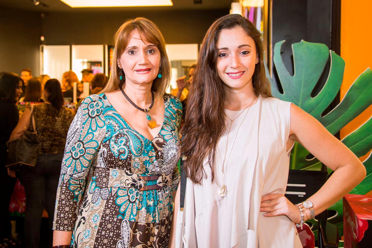 Loren García de Yabra y Larissa Yabra.