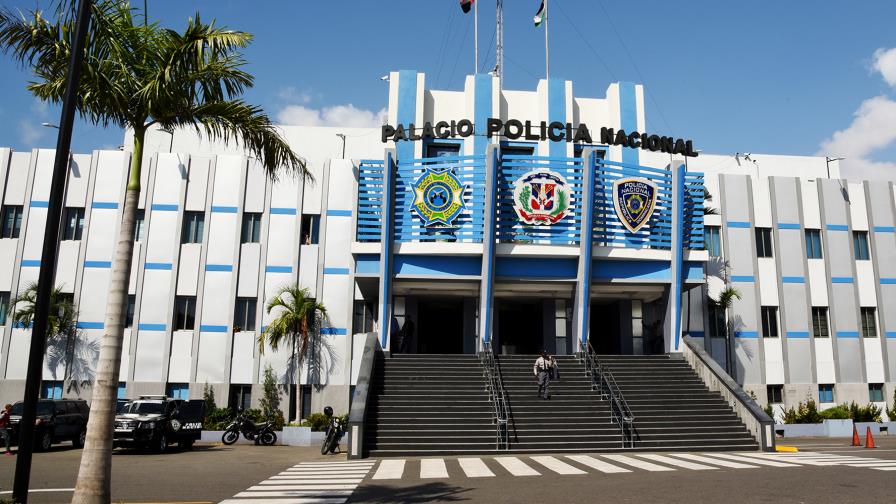 En el pasado policías se rebelaron para liberar agente y en contra de nuevo jefe En el pasado policías se rebelaron para liberar agente y en contra de nuevo jefe