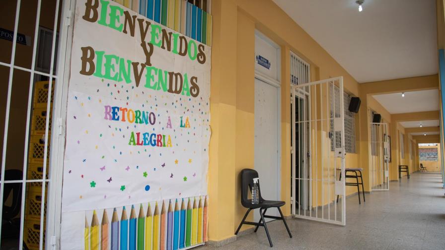 Avanzan los preparativos para el año escolar 2021-2022 Avanzan los preparativos para el año escolar 2021-2022