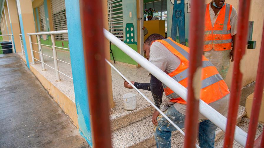 Minerd construirá 2,800 aulas y 36 centros Caipi