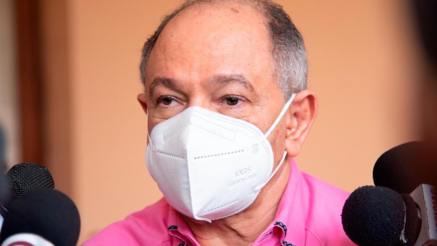 Empleadores y sindicatos difieren sobre alza salarial Empleadores y sindicatos difieren sobre alza salarial