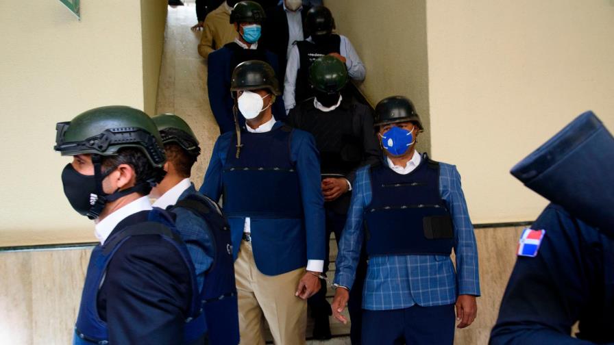 Imponen prisión preventiva a Torres Robiou y varios generales del caso Coral 5G