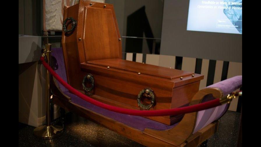 En Viena se ríen de la muerte, a pesar del coronavirus