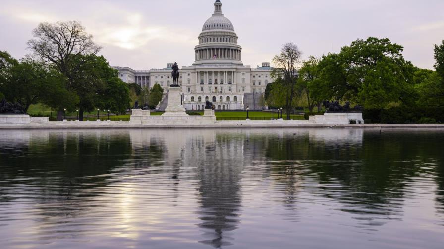 Encuesta AP: Baja la visión positiva de libertades en EEUU Encuesta AP: Baja la visión positiva de libertades en EEUU