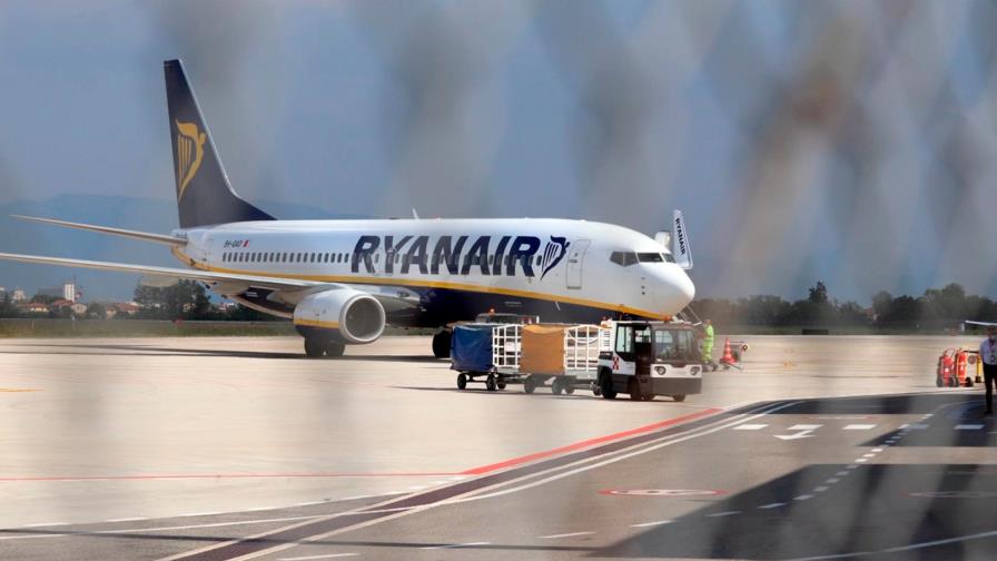 Ryanair impide en Madrid volar a 12 pasajeros con test de antígenos en regla