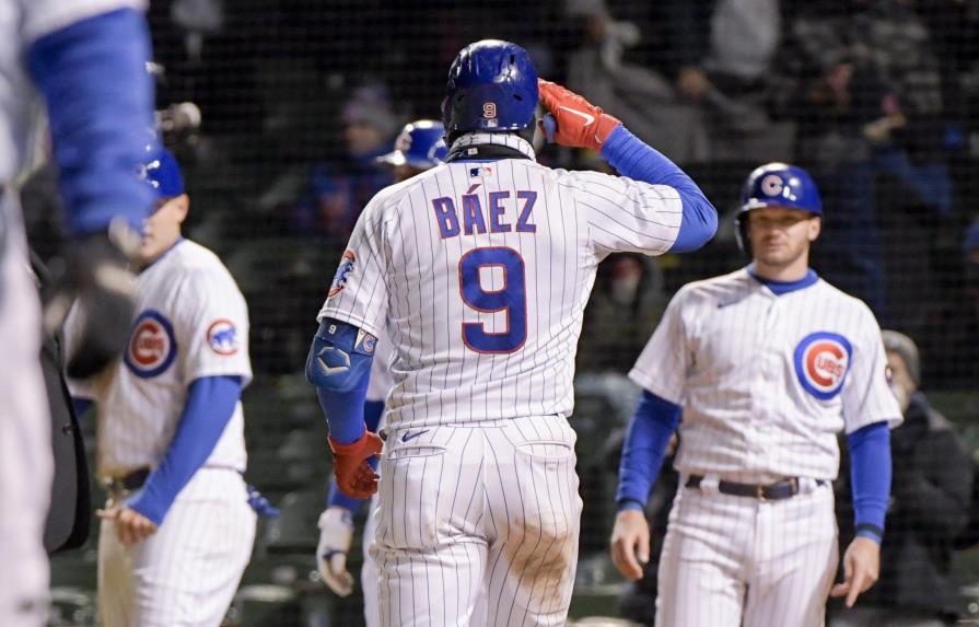 Javier Báez logra grand slam; Cachorros aprovechan errores de Mets