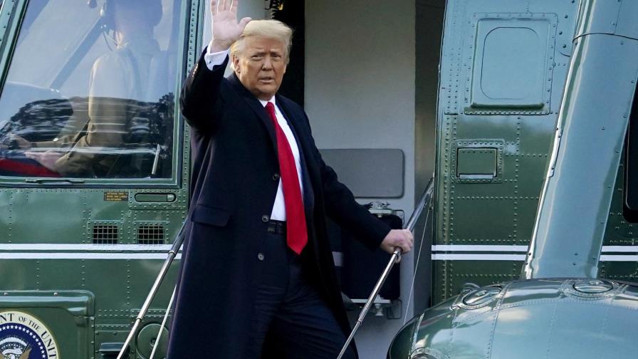 Demócratas piden a Trump que testifique en su juicio