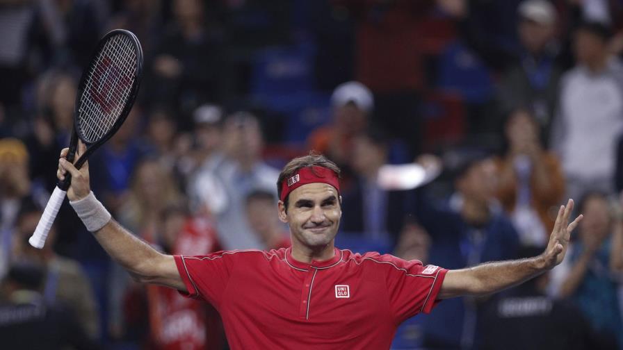 Federer sin apuros a tercera ronda en Shangai; Murray fuera