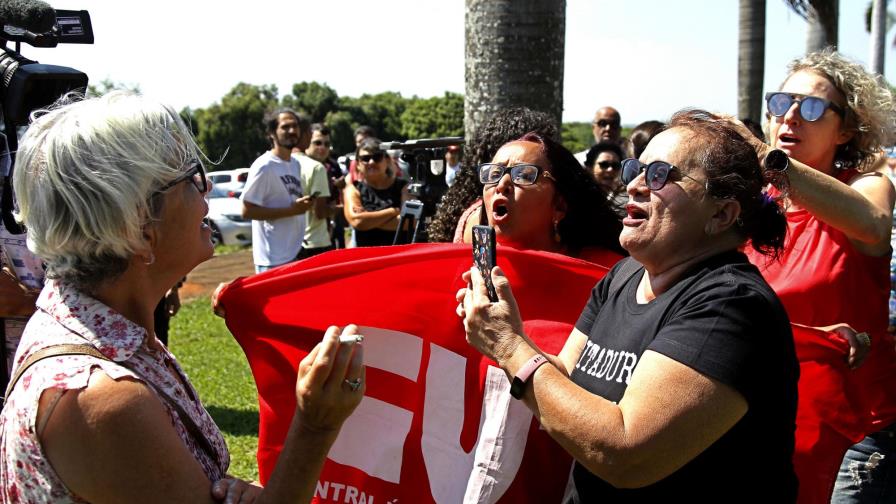 Brasil: simpatizantes de Guaidó ocupan embajada venezolana