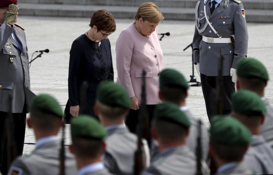 Alemania se disculpa por antigua homofobia en el Ejército