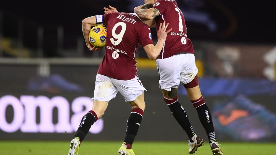 Torino iguala 1-1 ante una Fiorentina que se queda con 9