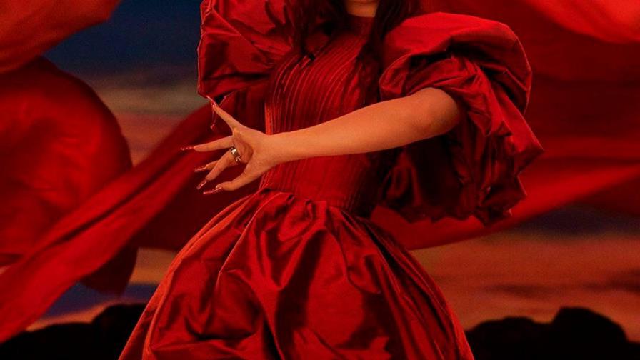 Rosalía es la nueva embajadora de Viva Glam de MAC Rosalía es la nueva embajadora de Viva Glam de MAC