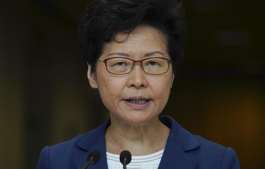 Lam dice que ejército chino podría intervenir en Hong Kong