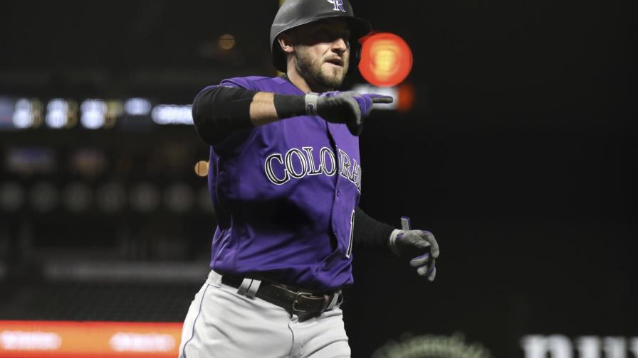 Rockies suman 1er triunfo como visitantes, vencen a Gigantes