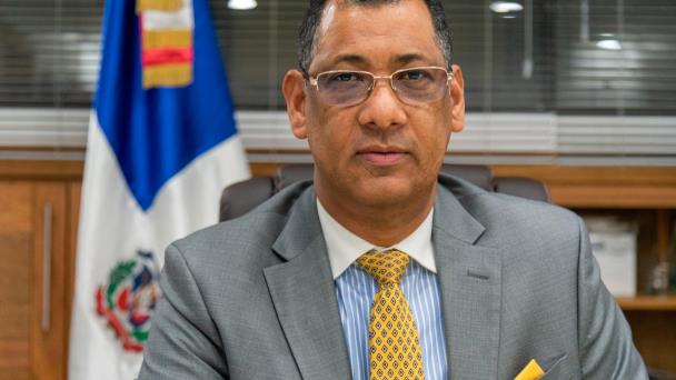 Consejo de Migración decidirá sobre contratación de extranjeros irregulares
