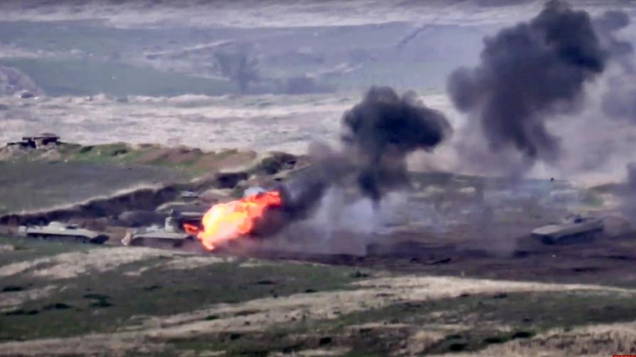 Estallan combates entre Armenia y Azerbaiyán; hay 16 muertos