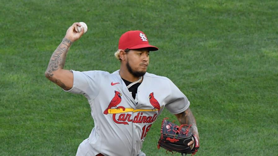 Carlos Martínez trabaja para volver como abridor de los Cardenales Carlos Martínez trabaja para volver como abridor de los Cardenales