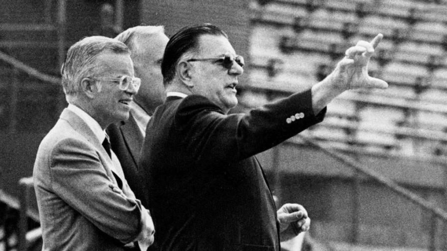 Muere ex gerente general de los Cachorros de Chicago 