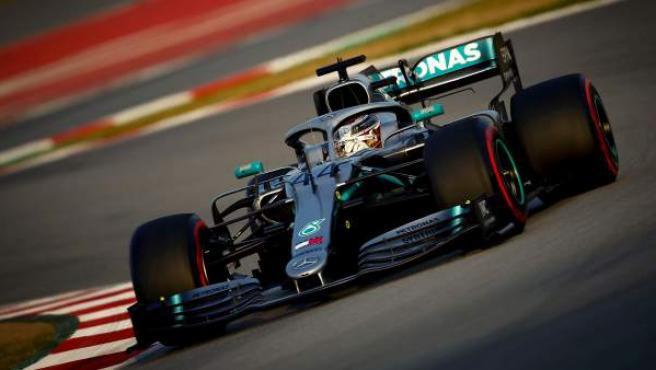 Ecclestone ve posible que Vettel se una a Hamilton en la Escudería Mercedes
