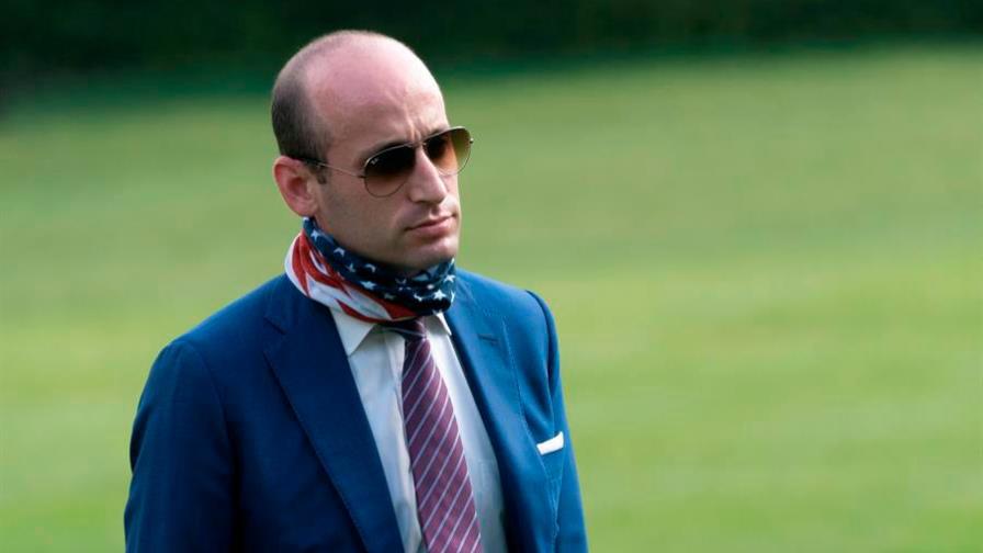 Asesor de Casa Blanca Stephen Miller da positivo a COVID-19