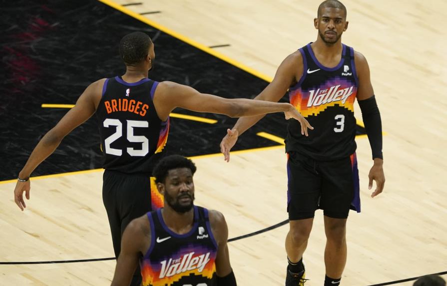 Suns vencen a Clippers; van a playoff por 1ra vez en 11 años