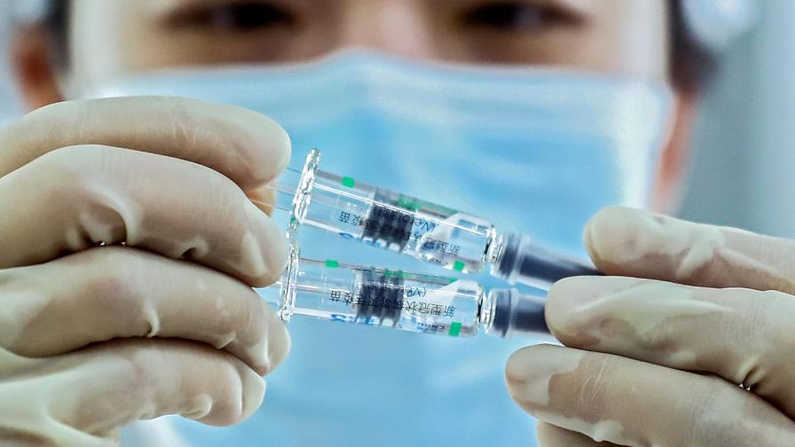 Colombia: primer país de la región en recibir vacunas COVAX