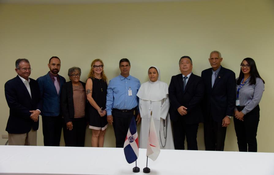 Embajada de Japón firma contratos de donación con entidades dominicanas 