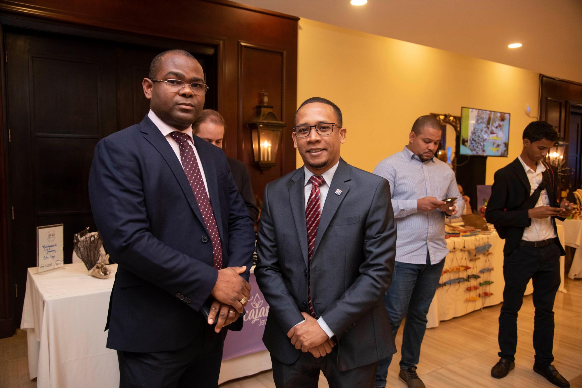 Manuel Mateo y Lorenzo  Galva.