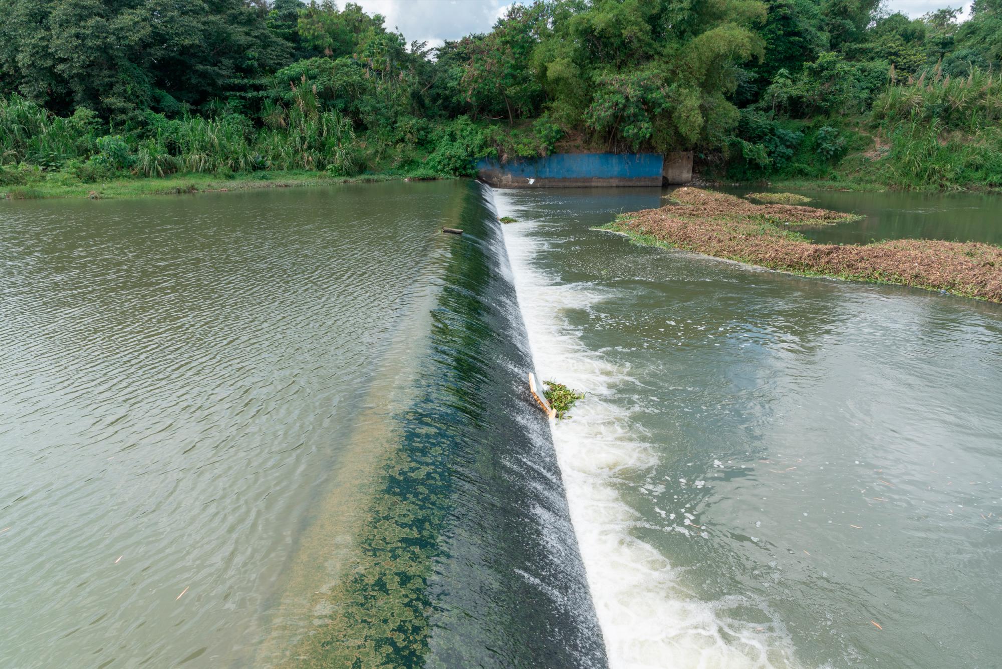 El nivel de agua permite abastecerse para suministrar agua a la capital.