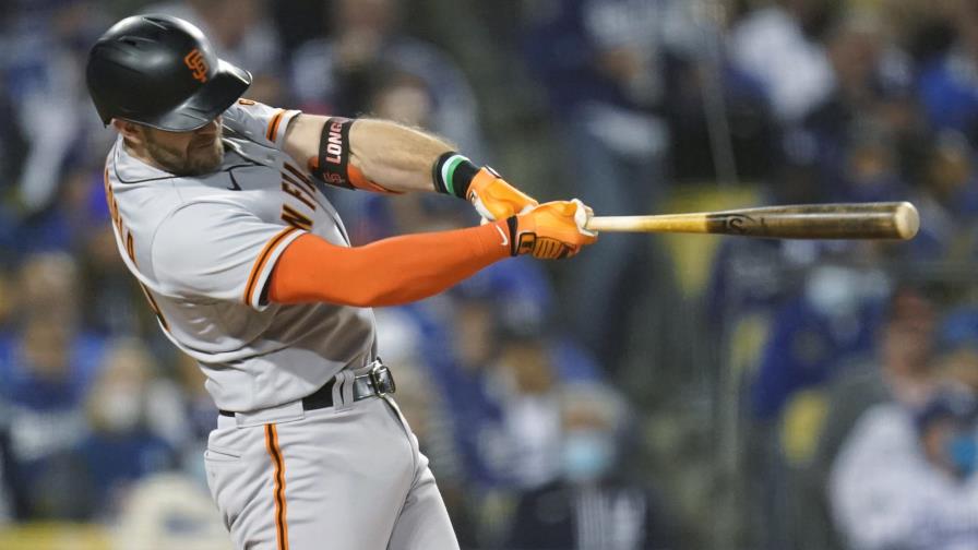 Gigantes se imponen 1-0 a Dodgers con un jonrón de  Longoria