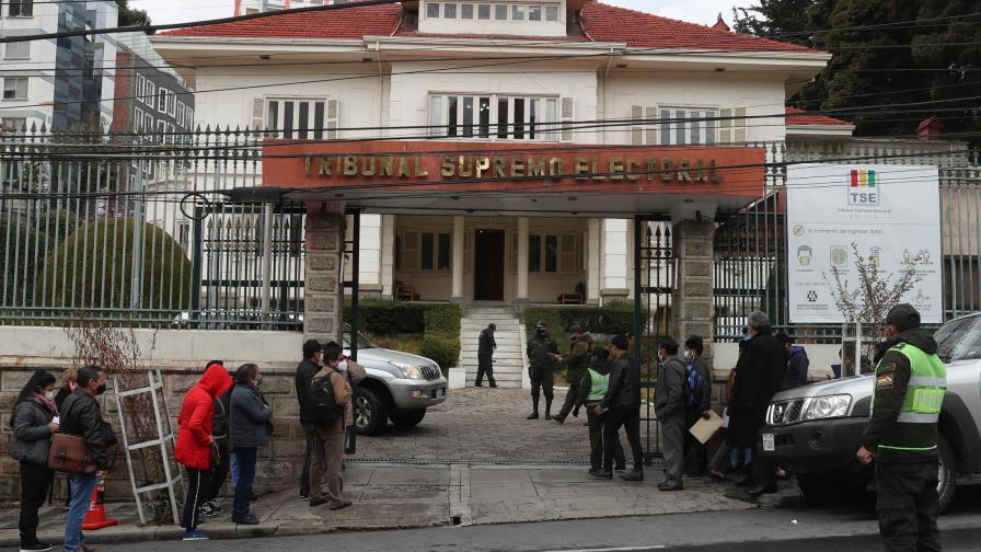 El órgano electoral pide que cese la violencia durante la campaña en Bolivia