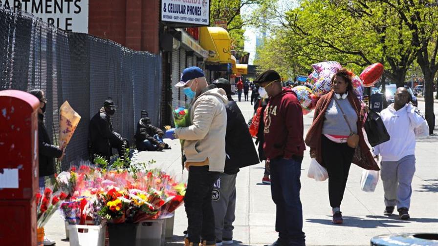 Los precios cayeron en Estados Unidos un 0.8 % en abril, el mayor descenso desde 2008