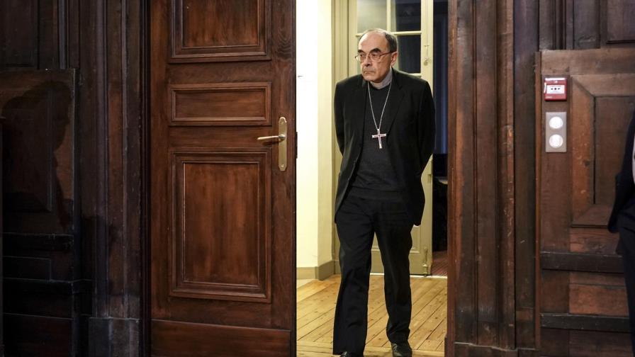 Aceptan renuncia de cardenal francés implicado en abusos Aceptan renuncia de cardenal francés implicado en abusos