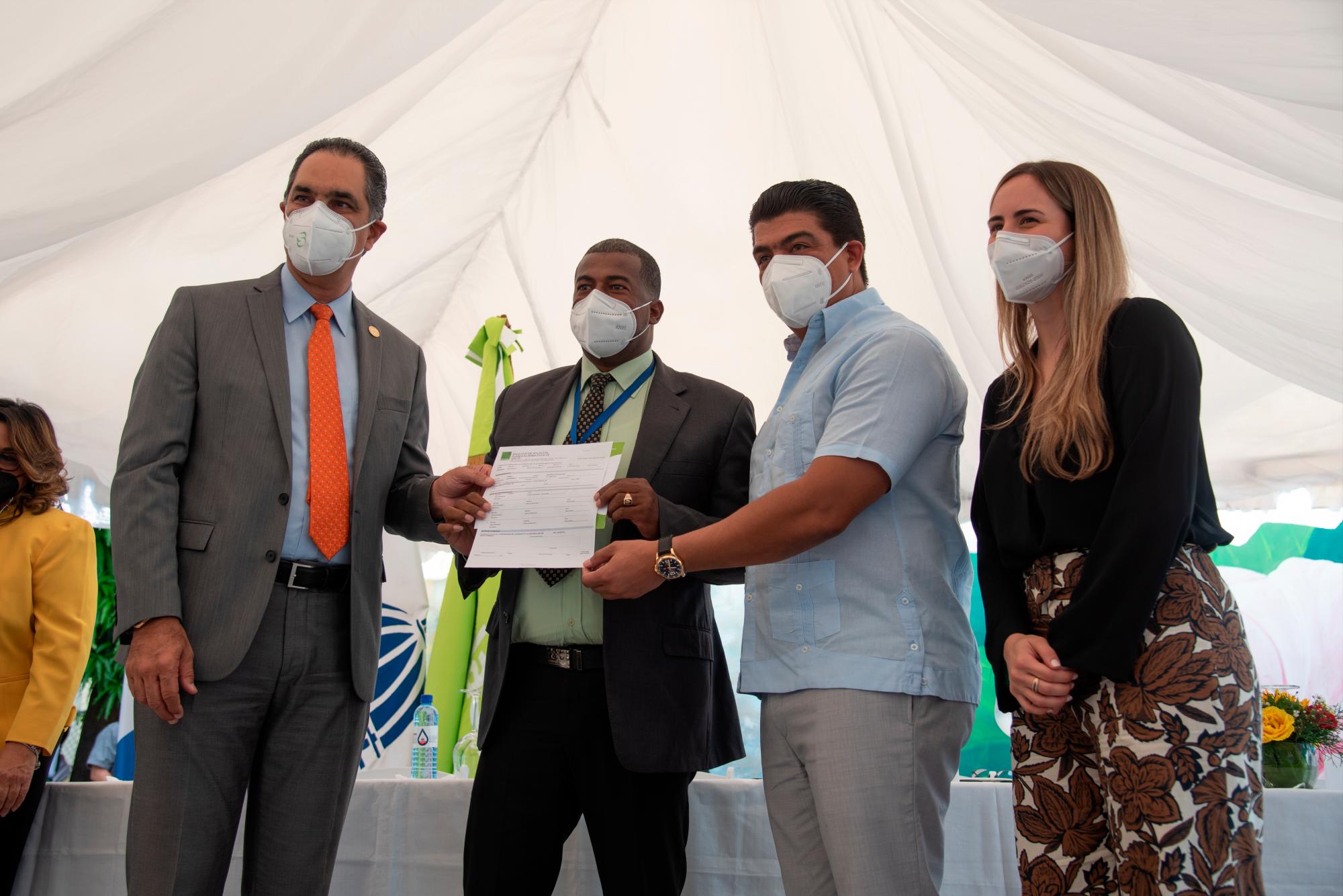 Algunos de los beneficiados.