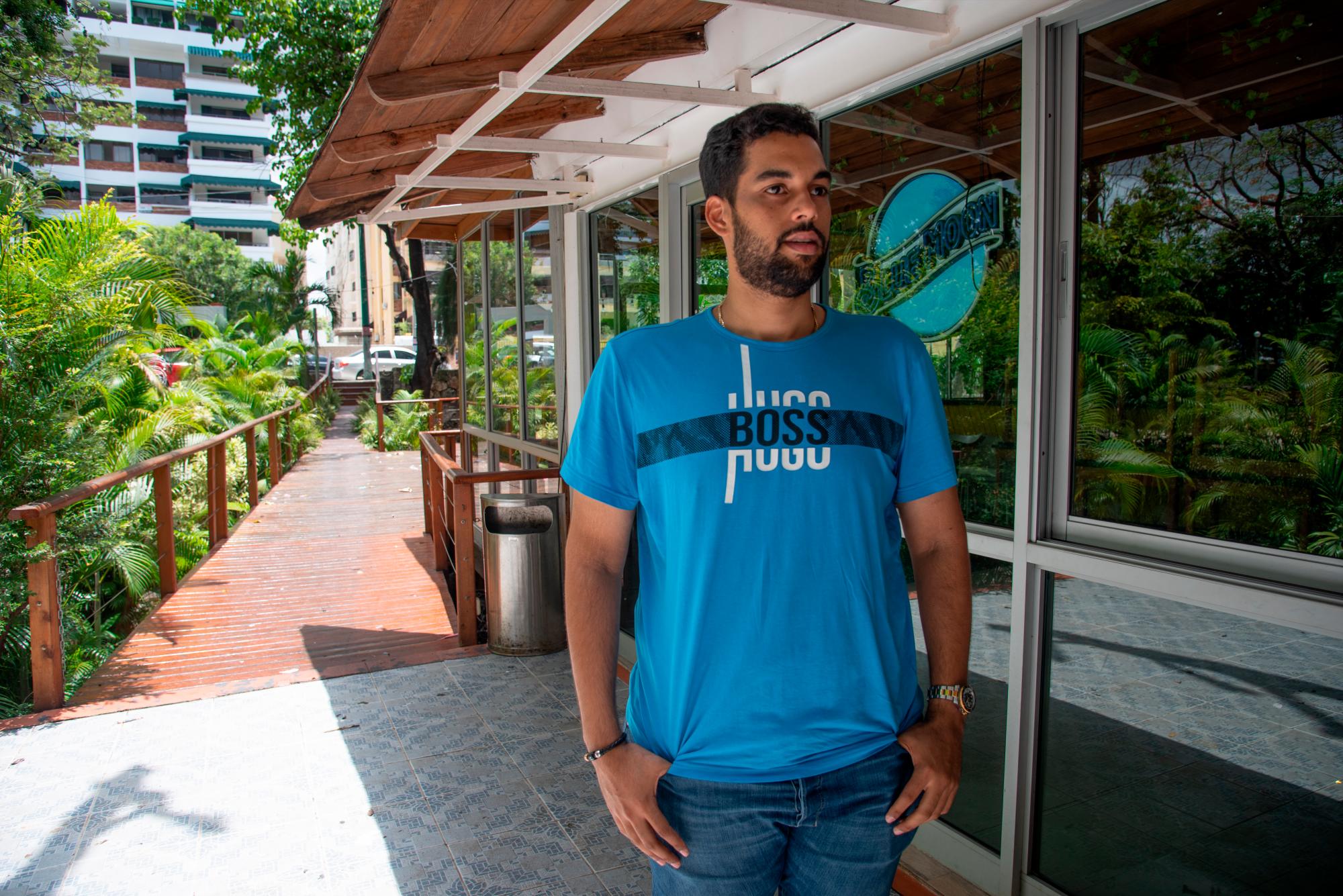 Angel Eschiffino, propietario de Anacaona Gardens S.A.