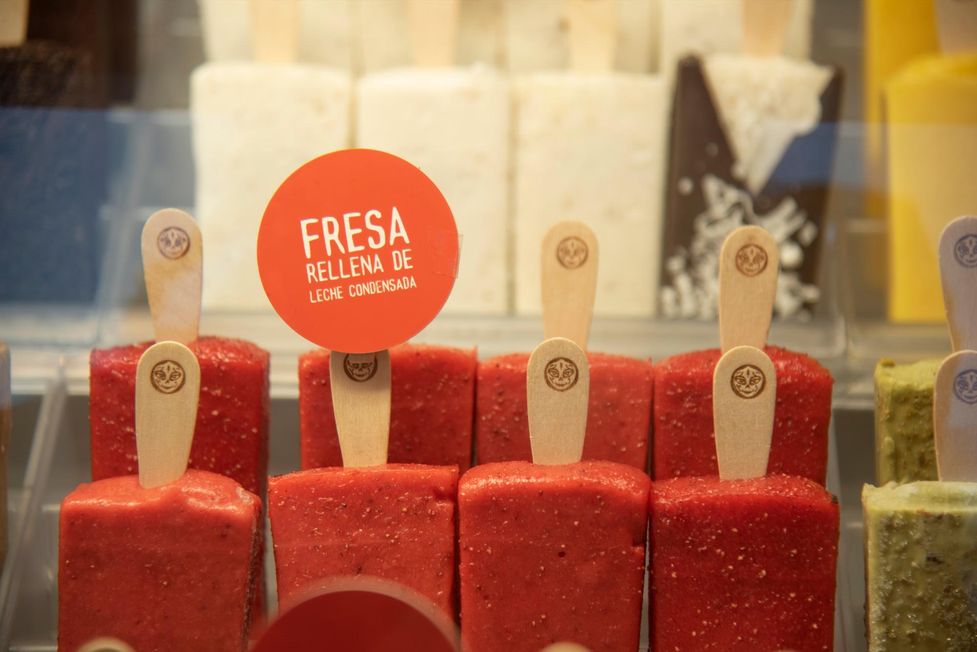 Paletas Morelia de fresa.