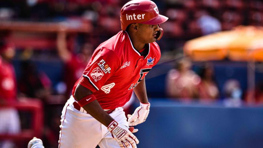 Béisbol del Caribe: Cardenales aplastan a Tiburones; los Mayos liden en México