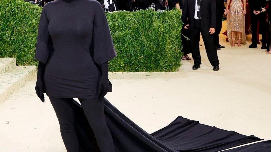 Celebridades deslumbran en el Met Gala