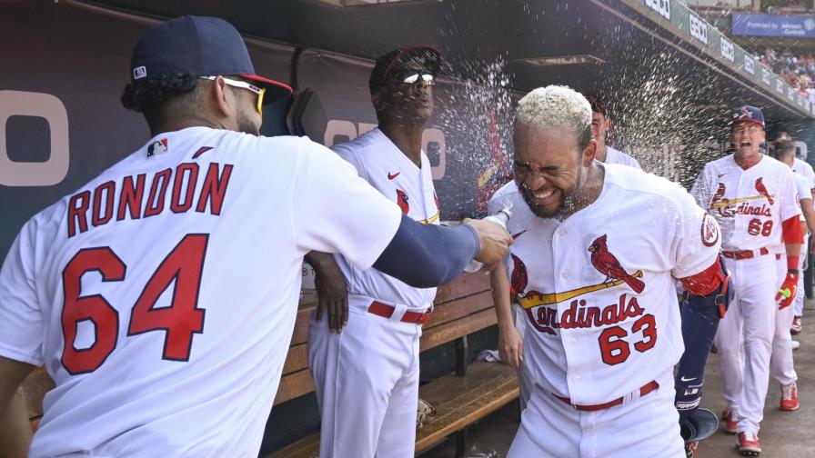Sosa jonronea y Cardenales se imponen 7-3 a Mellizos