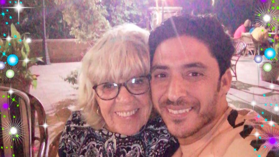 Pareja cumplió su primer año de casados: ella tiene 82 y él 36