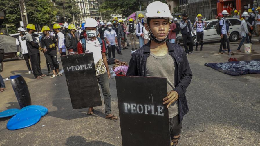 Videos revelan alcance de brutal represión en Myanmar