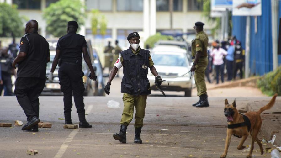 Explosiones dejan al menos 3 muertos en capital de Uganda